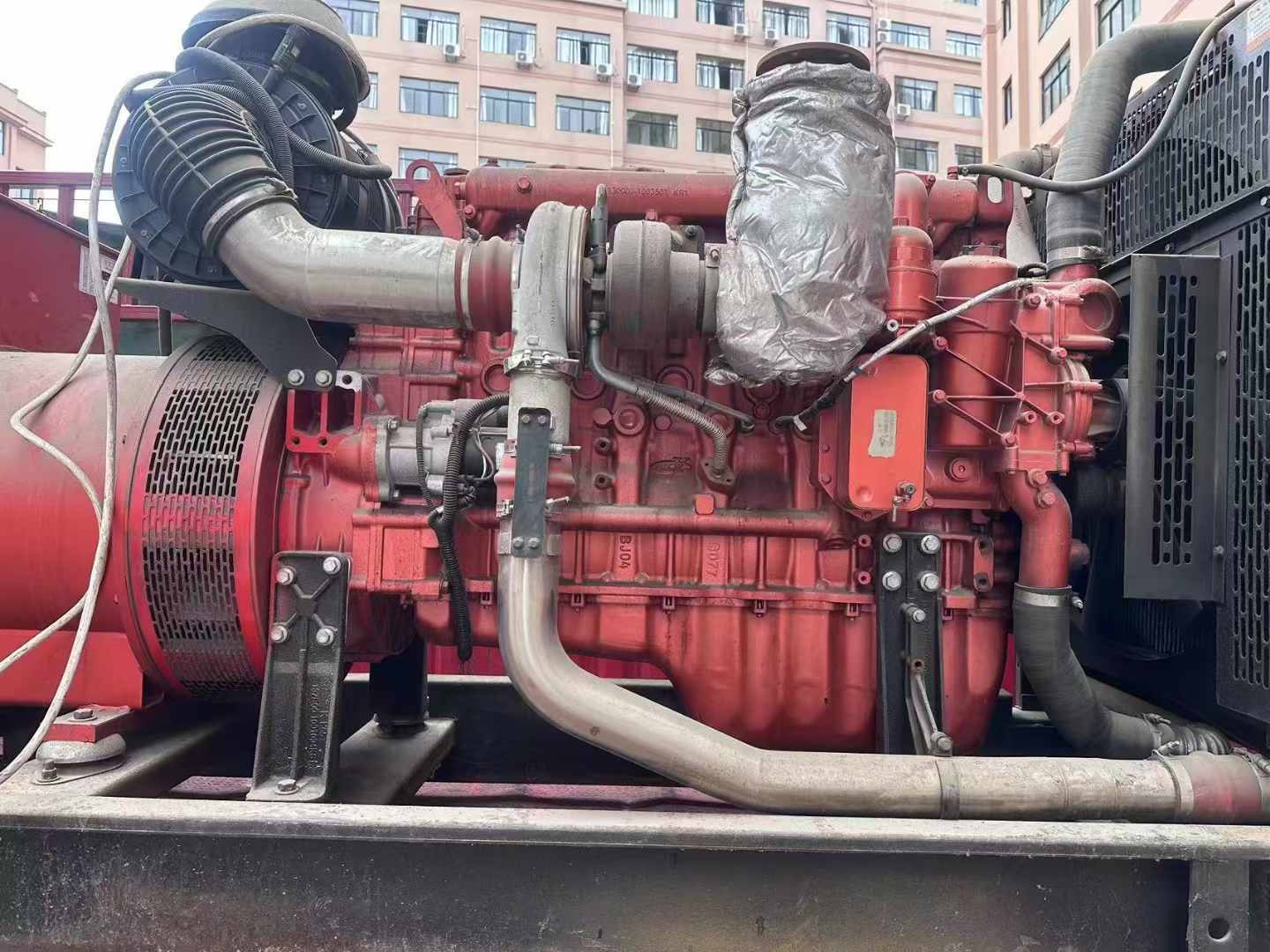 嘉鱼如何选择适合 600kW 柴油发电机组的过载保护器？