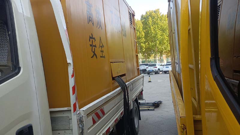 嘉鱼如何判断柴油发电机组和UPS电源的切换时间是否符合要求？